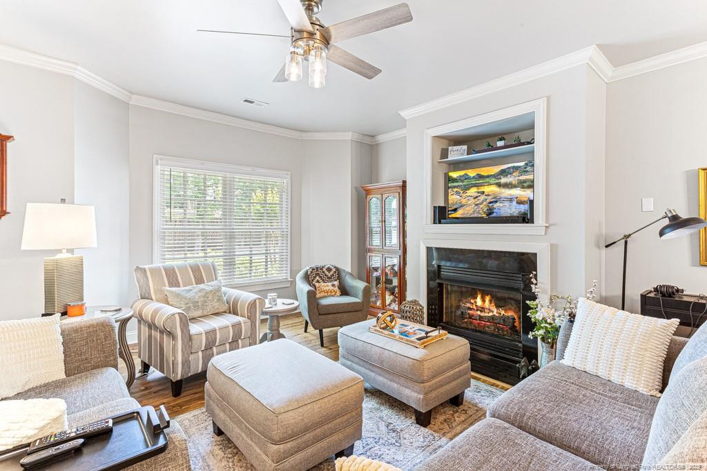 320 Glenburney Drive # 104 Property Photo 7