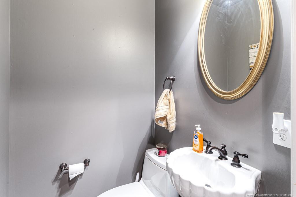 320 Glenburney Drive # 104 Property Photo 16