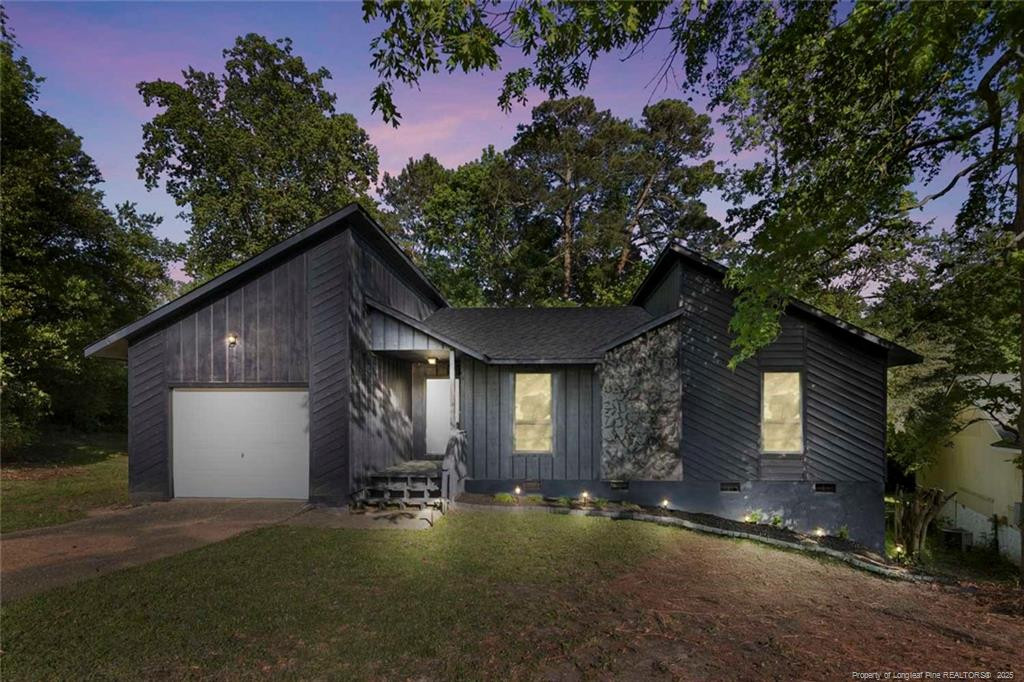 505 Toxaway Court Property Photo