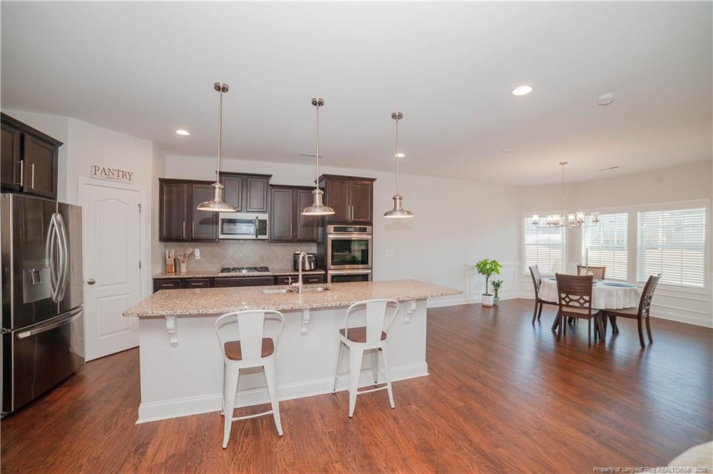 2415 Cedar Ridge Court Property Photo 3