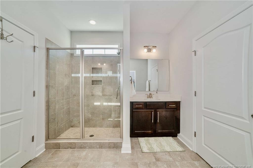 2415 Cedar Ridge Court Property Photo 11