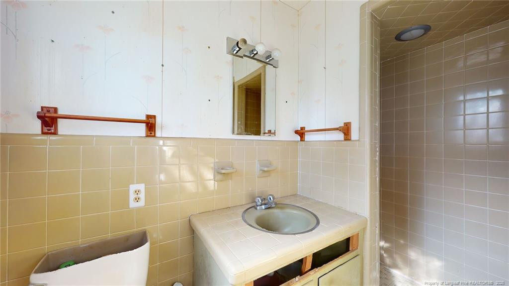 4008 Powhatan Road Property Photo 13