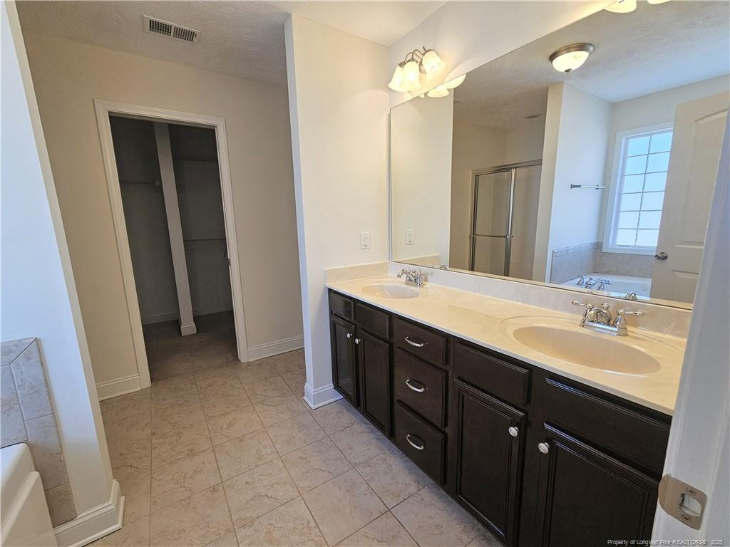 270 Lennox Loop Property Photo 32