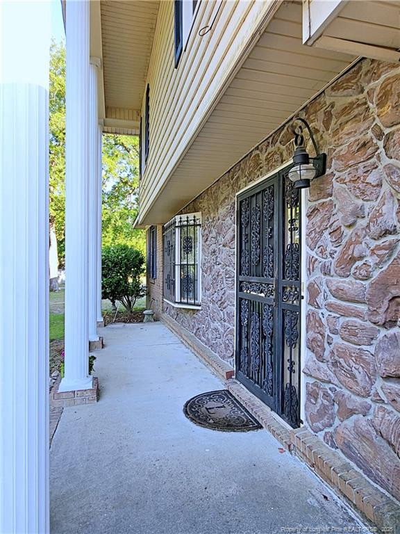 6261 Stoney Point Loop Property Photo 2
