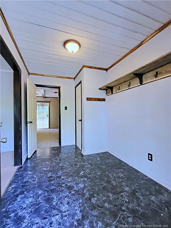6261 Stoney Point Loop Property Photo 7