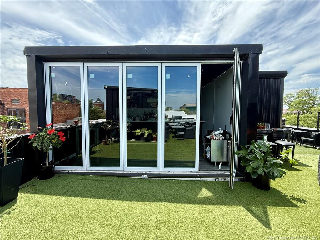 235 Hay Street Property Photo 10