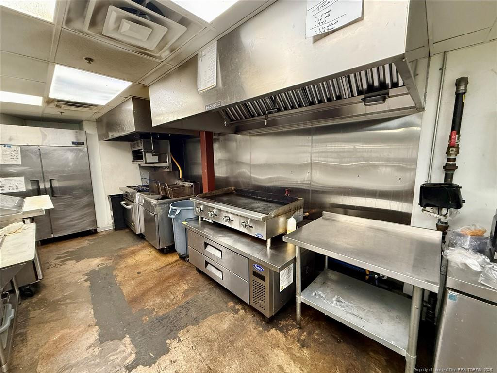 235 Hay Street Property Photo 20