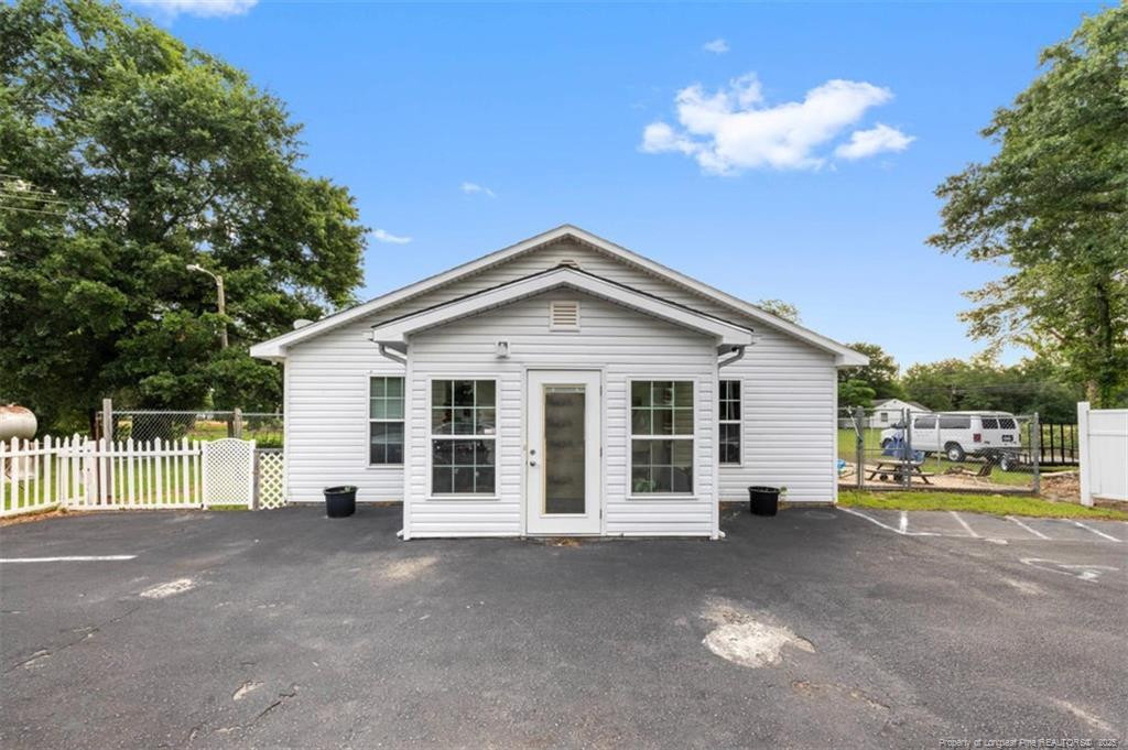 4 Mccollum Street Property Photo 2