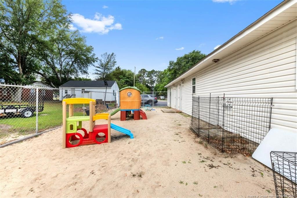 4 Mccollum Street Property Photo 23
