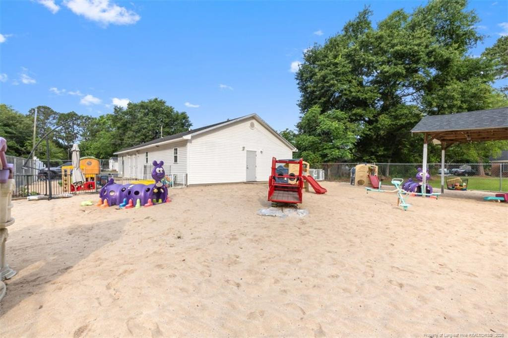 4 Mccollum Street Property Photo 24
