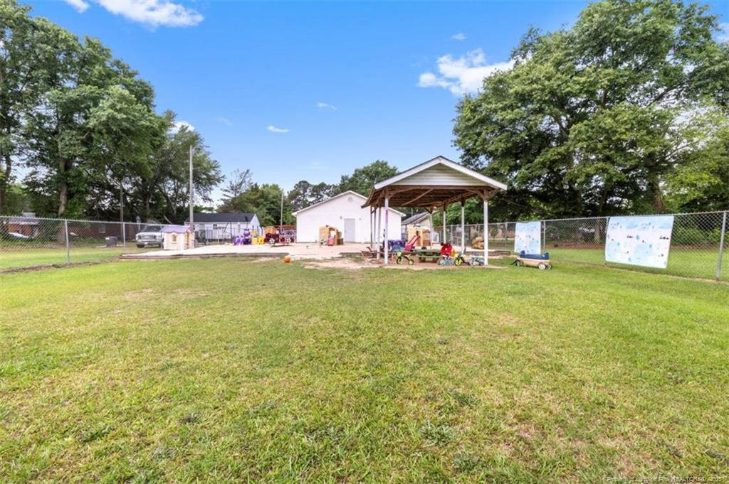 4 Mccollum Street Property Photo 27