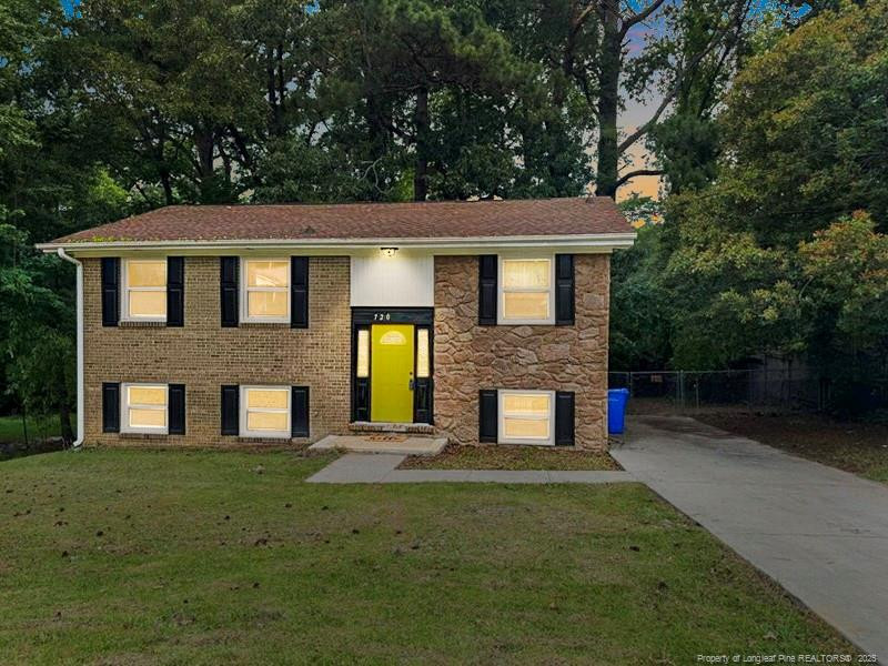 720 Burgoyne Drive Property Photo 1