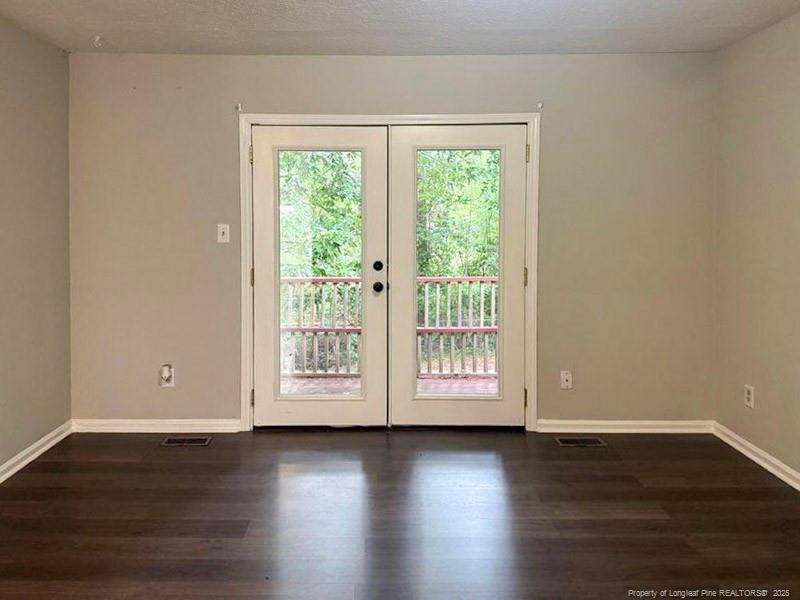 720 Burgoyne Drive Property Photo 7