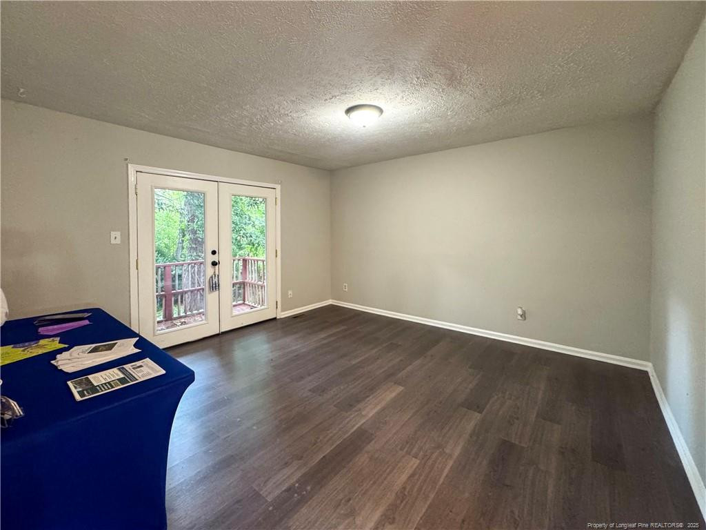 720 Burgoyne Drive Property Photo 9