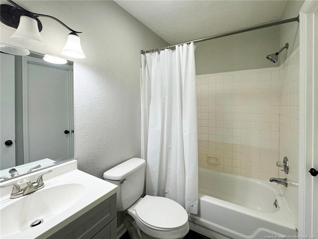 720 Burgoyne Drive Property Photo 15