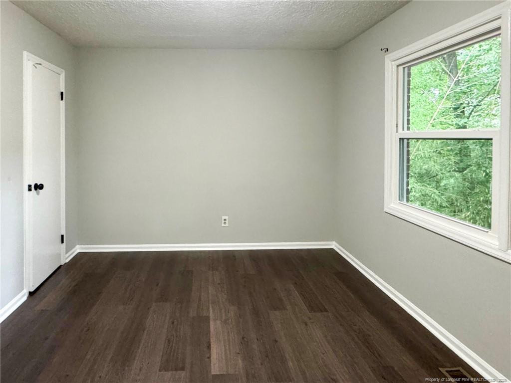 720 Burgoyne Drive Property Photo 18