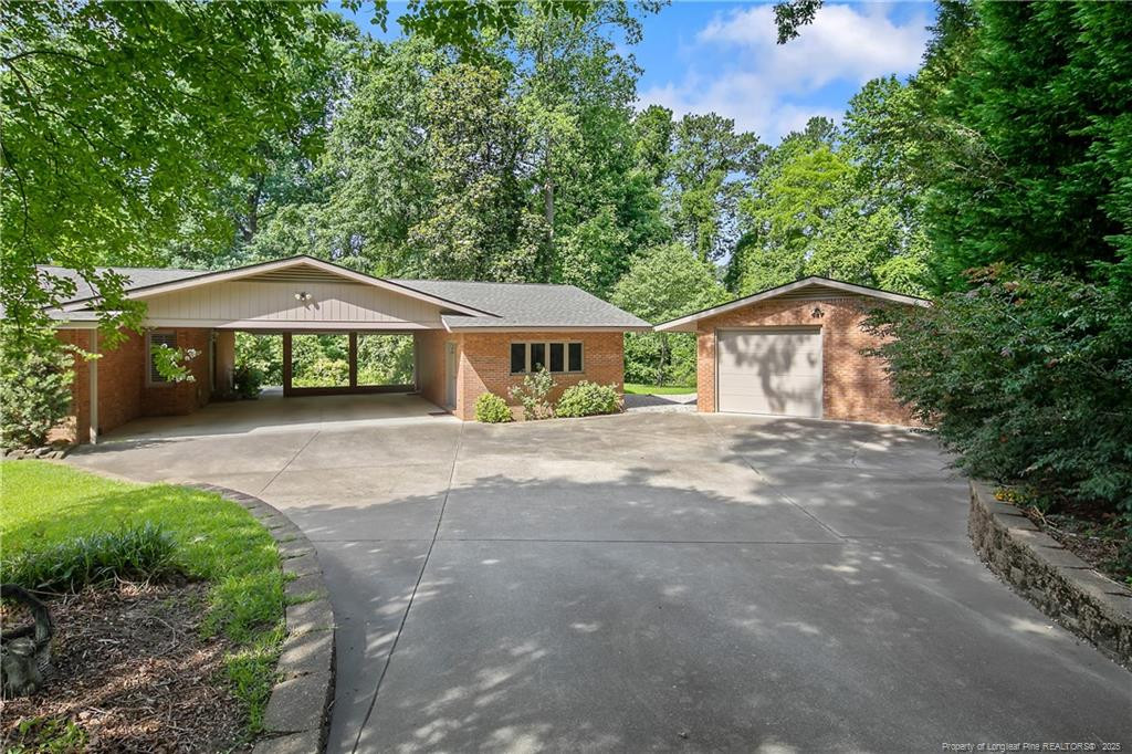 3641 Farmbrook Road Property Photo 4