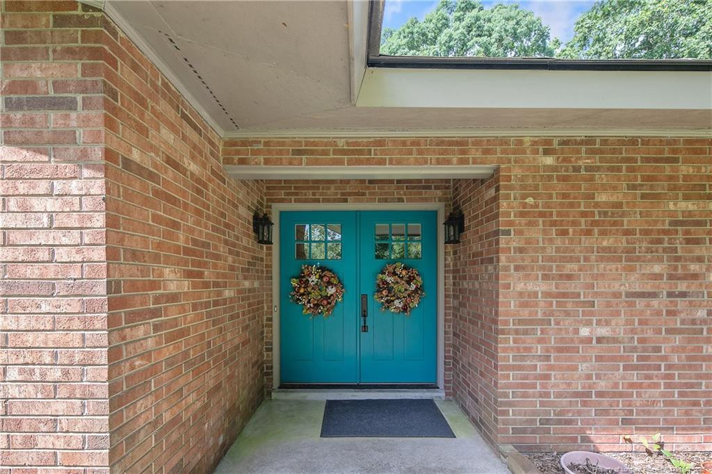 3641 Farmbrook Road Property Photo 5