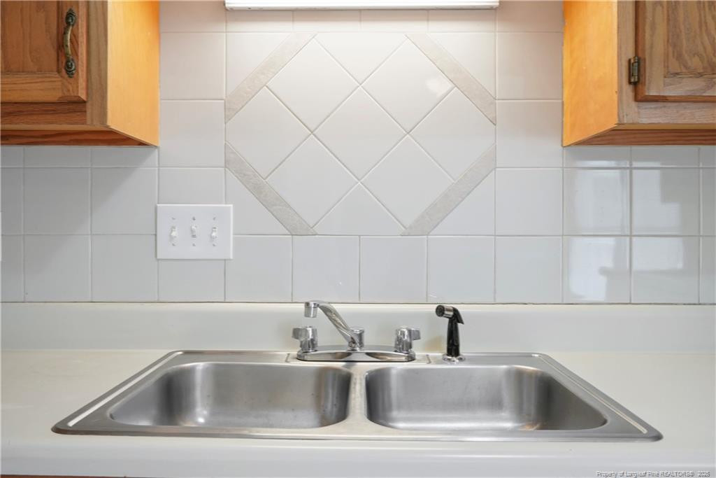 6585 Applewhite Road Property Photo 12