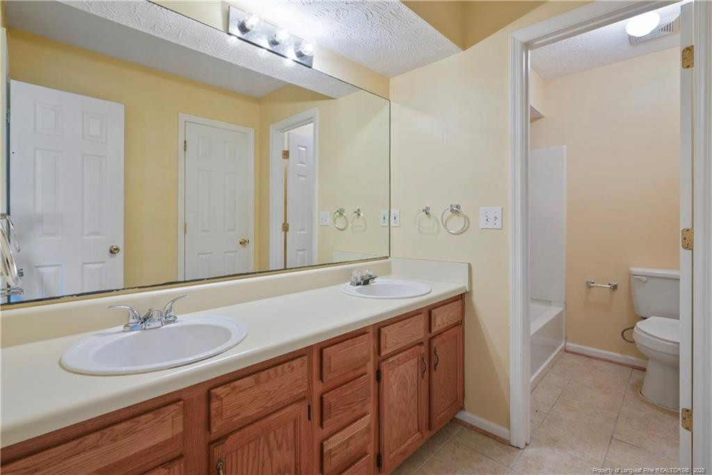 6585 Applewhite Road Property Photo 17