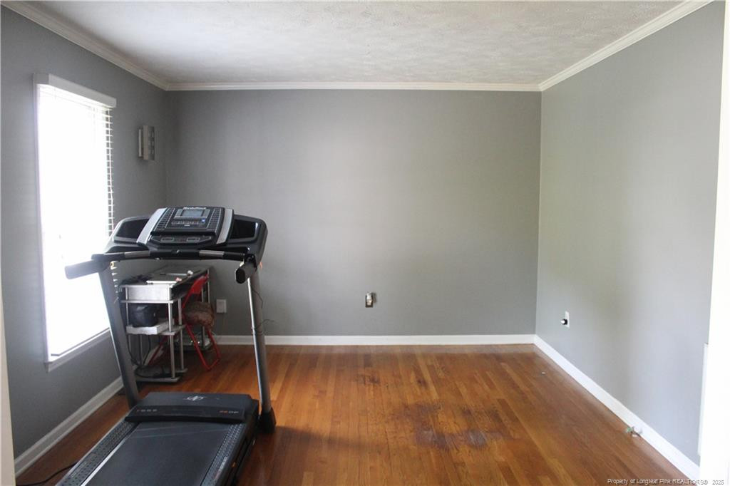 1955 Fairforest Drive Property Photo 6
