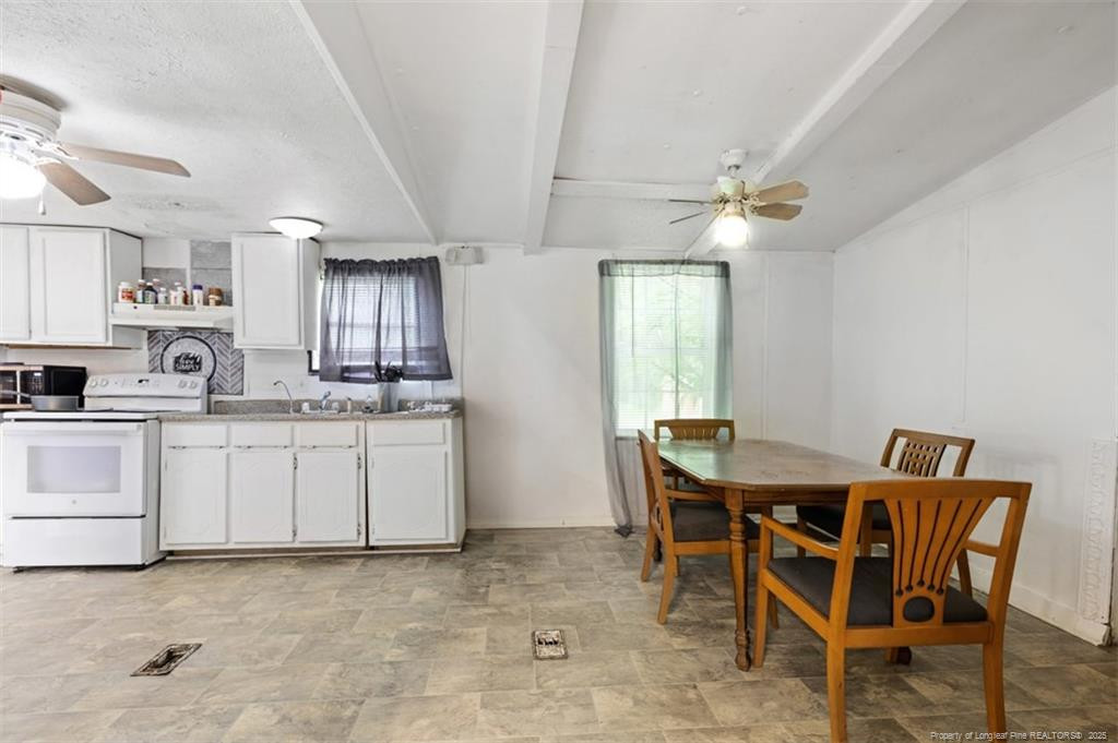 566 Quail Run Road Property Photo 12