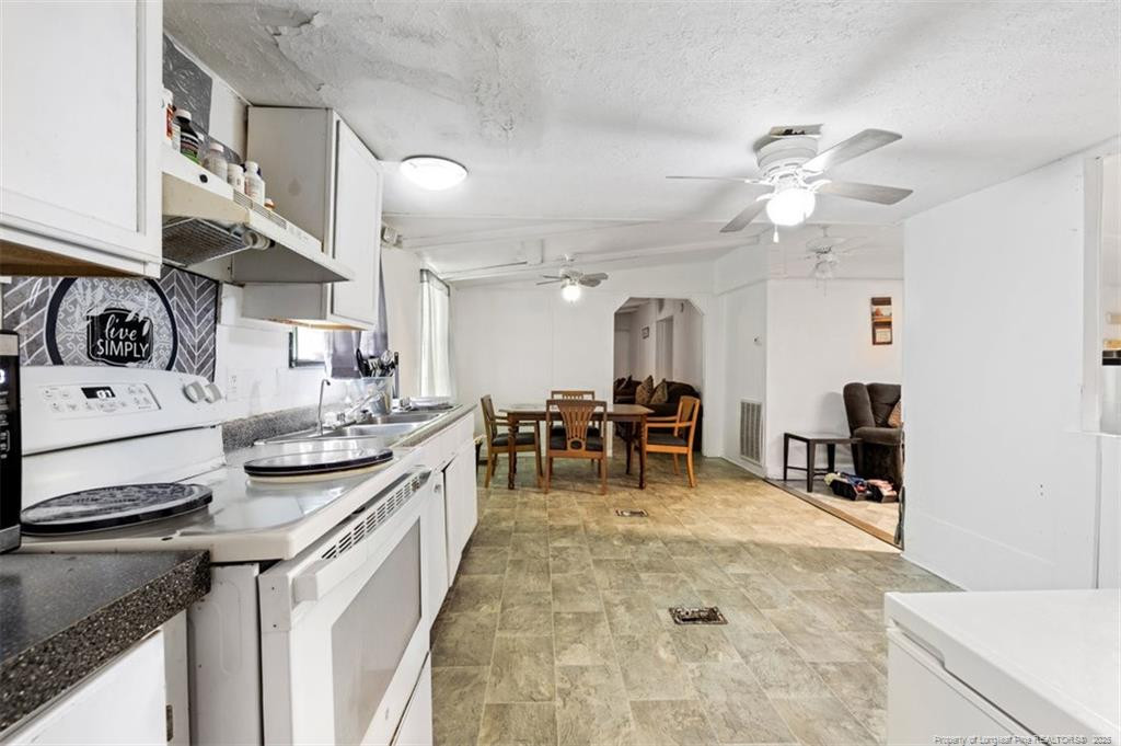 566 Quail Run Road Property Photo 17