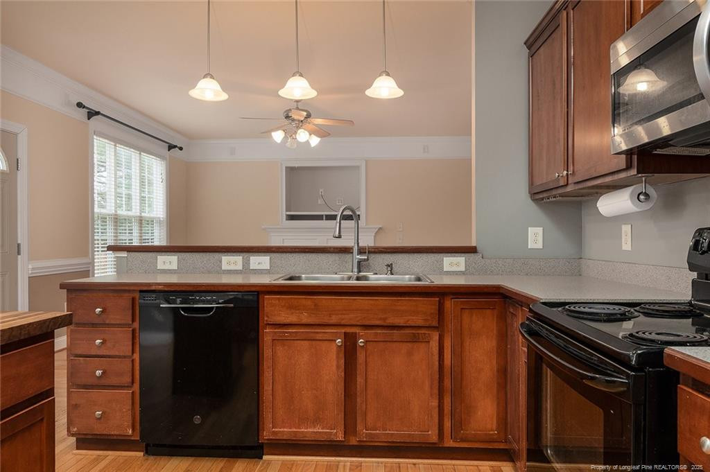 313 Lancelot Court Property Photo 14