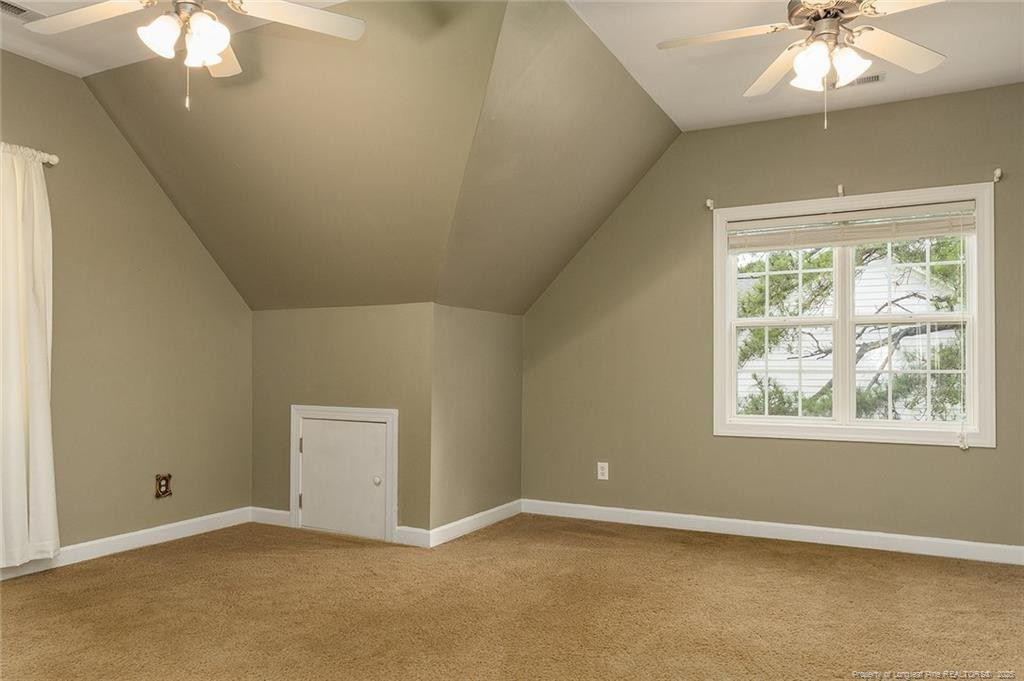 313 Lancelot Court Property Photo 26