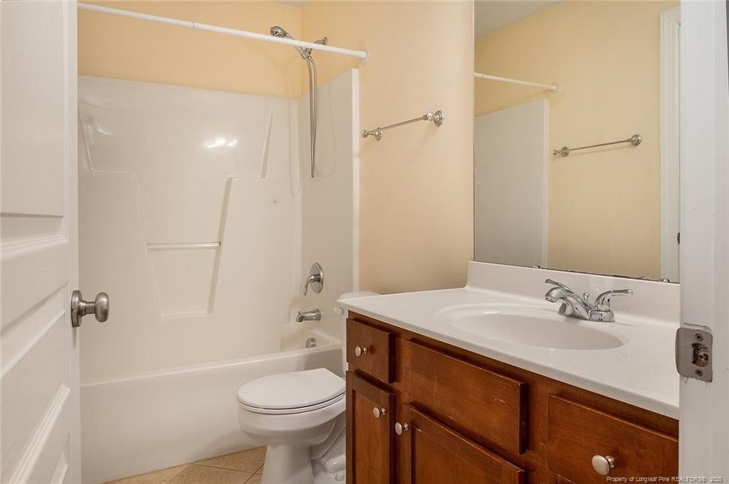 313 Lancelot Court Property Photo 29