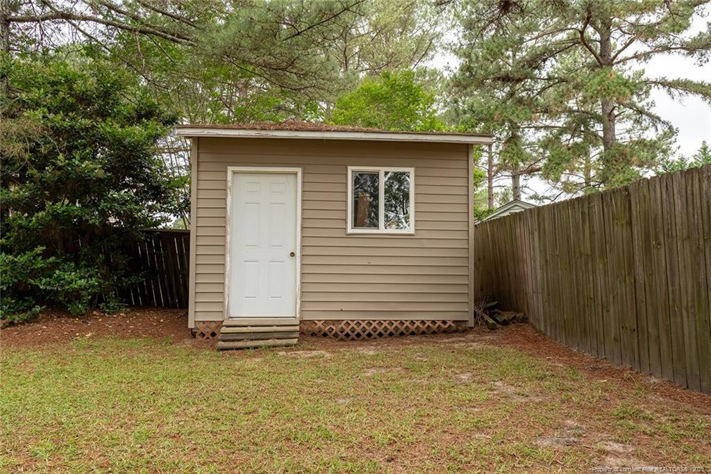 313 Lancelot Court Property Photo 32