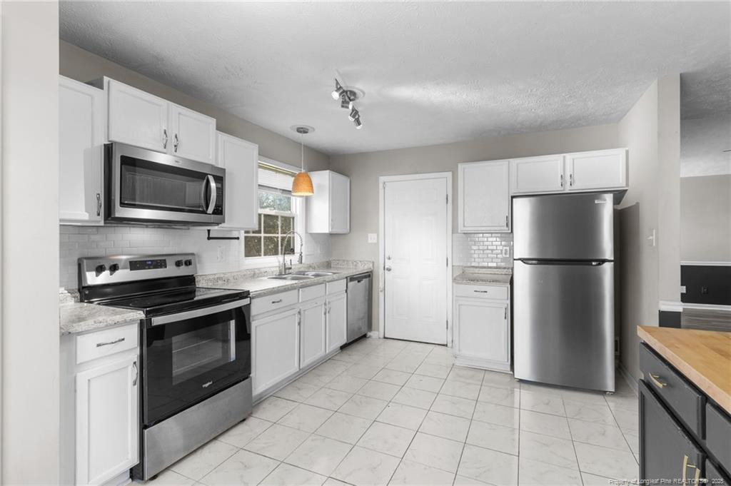 1419 Acacia Drive Property Photo 12