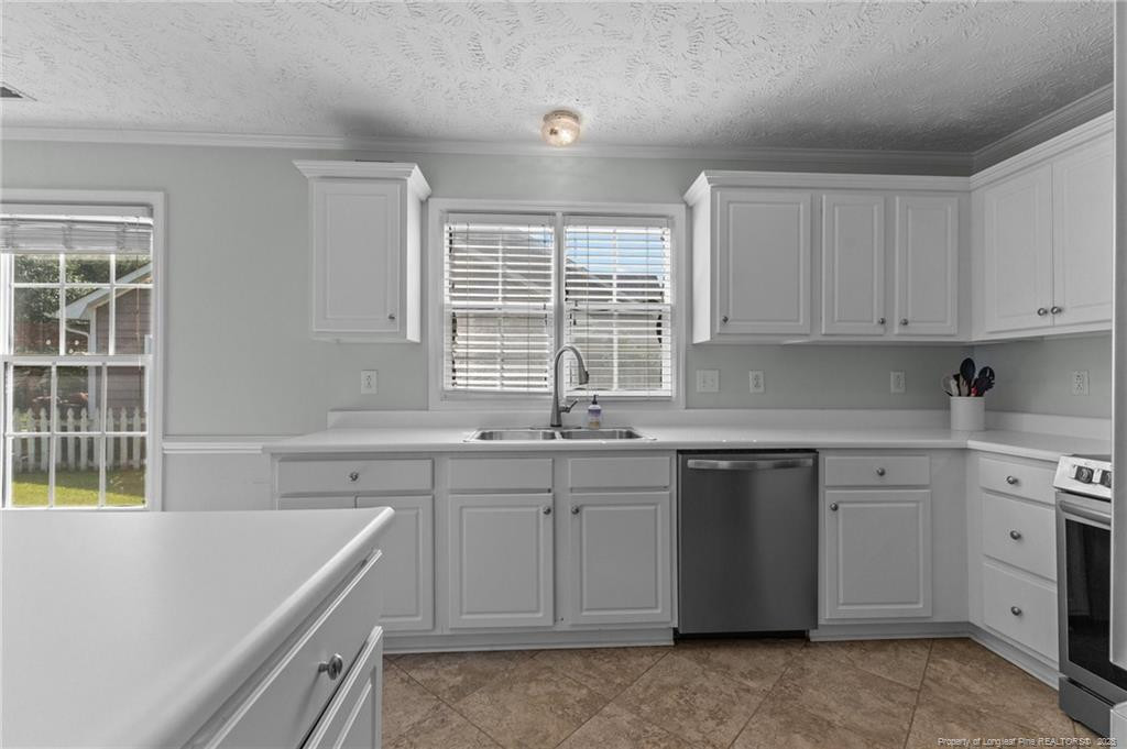 4511 Bluebush Drive Property Photo 6