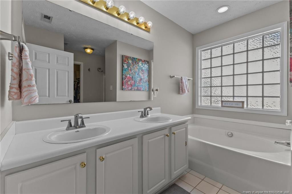 4511 Bluebush Drive Property Photo 11