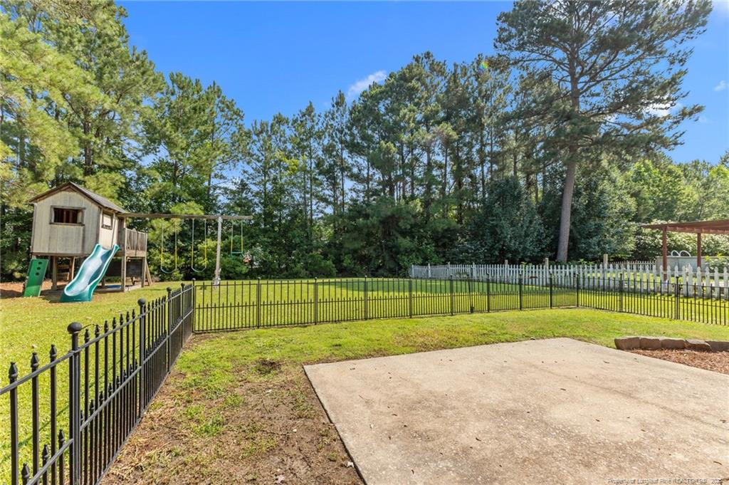 4511 Bluebush Drive Property Photo 20