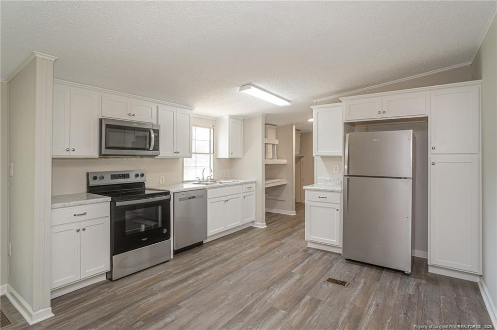 7521 Autryville Road Property Photo 8