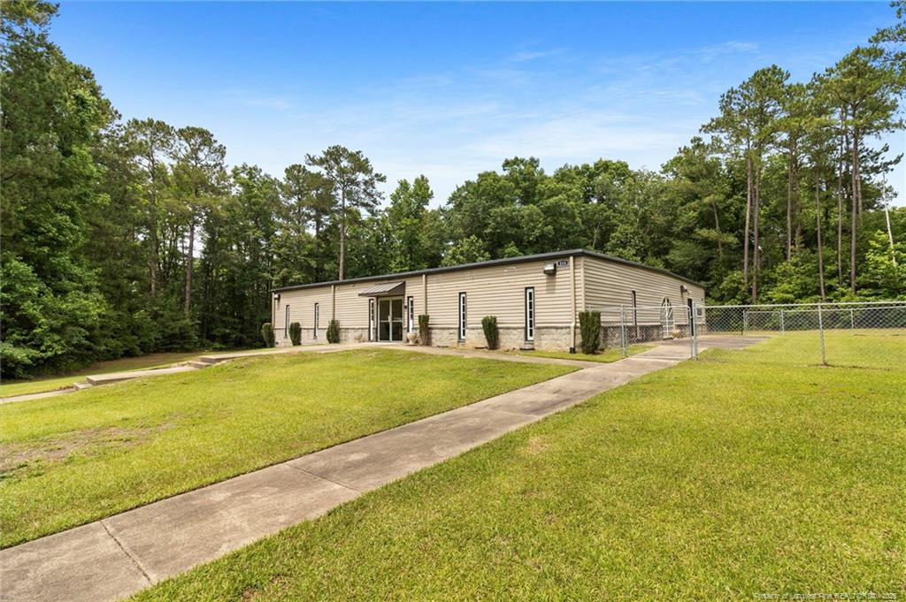 215 Coates Road Property Photo 3