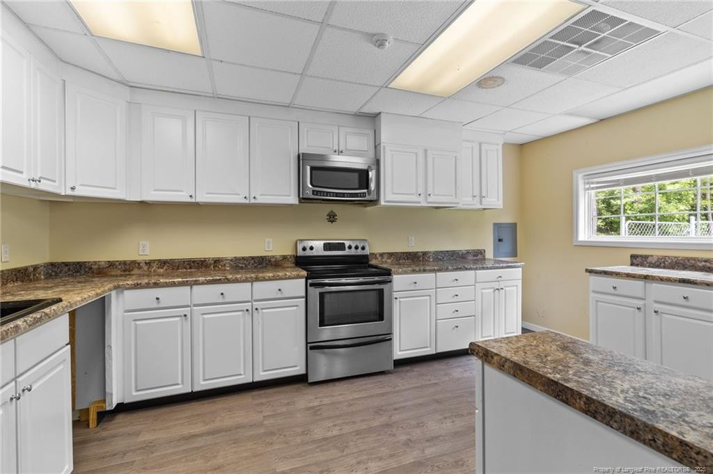215 Coates Road Property Photo 11