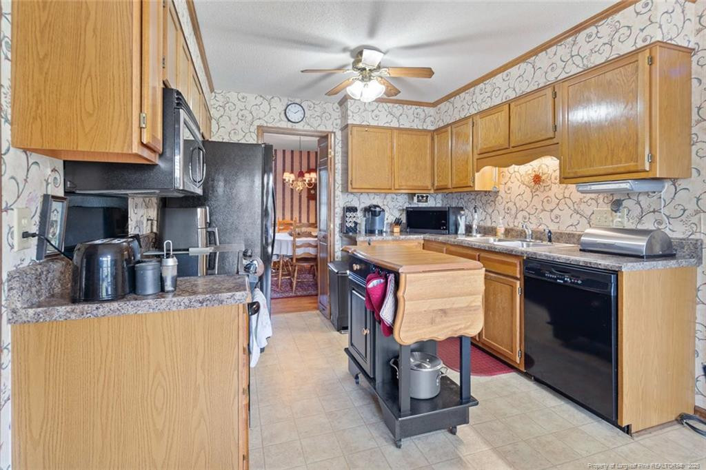 2257 Dockvale Drive Property Photo 8