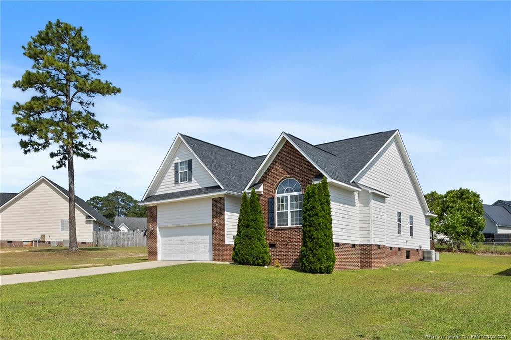 5511 Shady Lawn Drive Property Photo 3