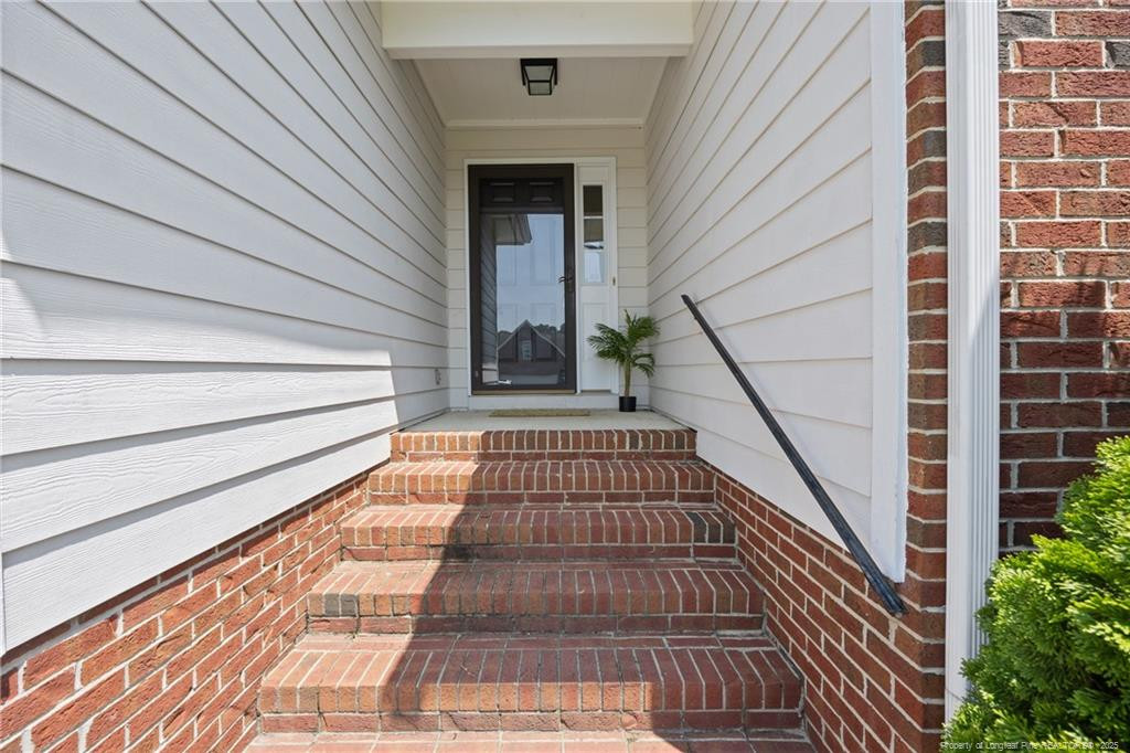 5511 Shady Lawn Drive Property Photo 4