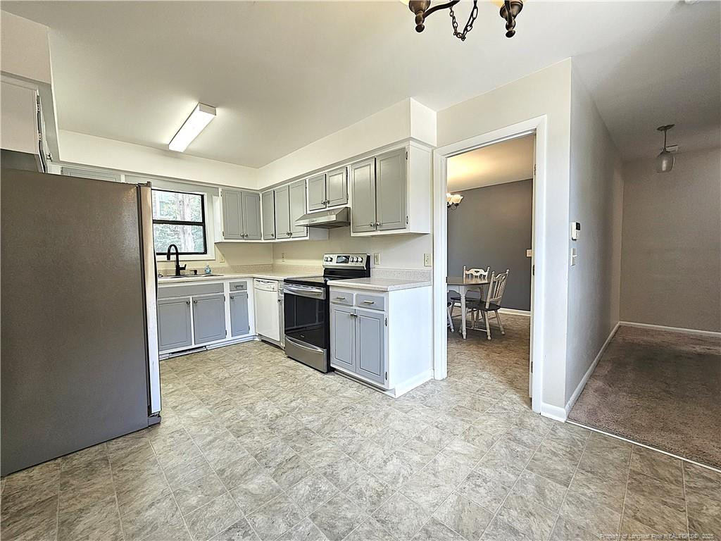 918 Dandridge Drive Property Photo 33