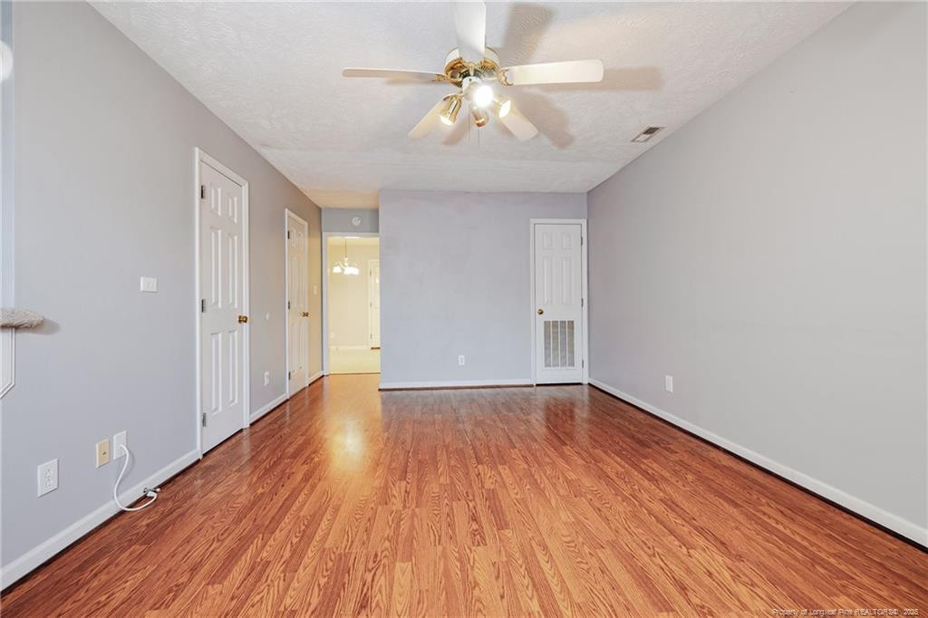 405 Cityview Lane Property Photo 7