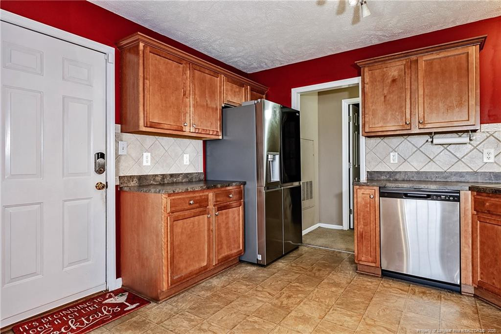 2352 Gray Goose Loop Property Photo 13