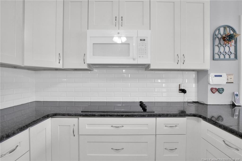 1042 E Broad Street Property Photo 7