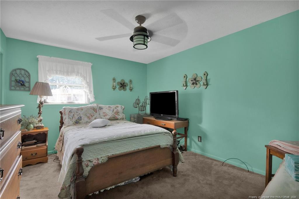 1042 E Broad Street Property Photo 13