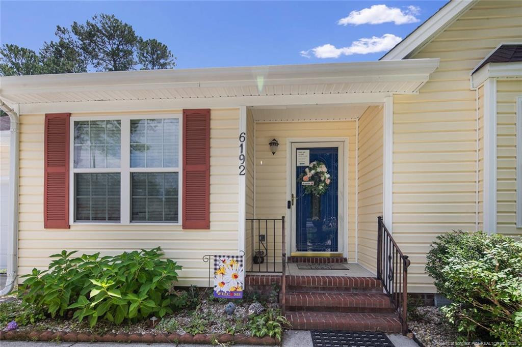 6192 Lakeway Drive Property Photo 3