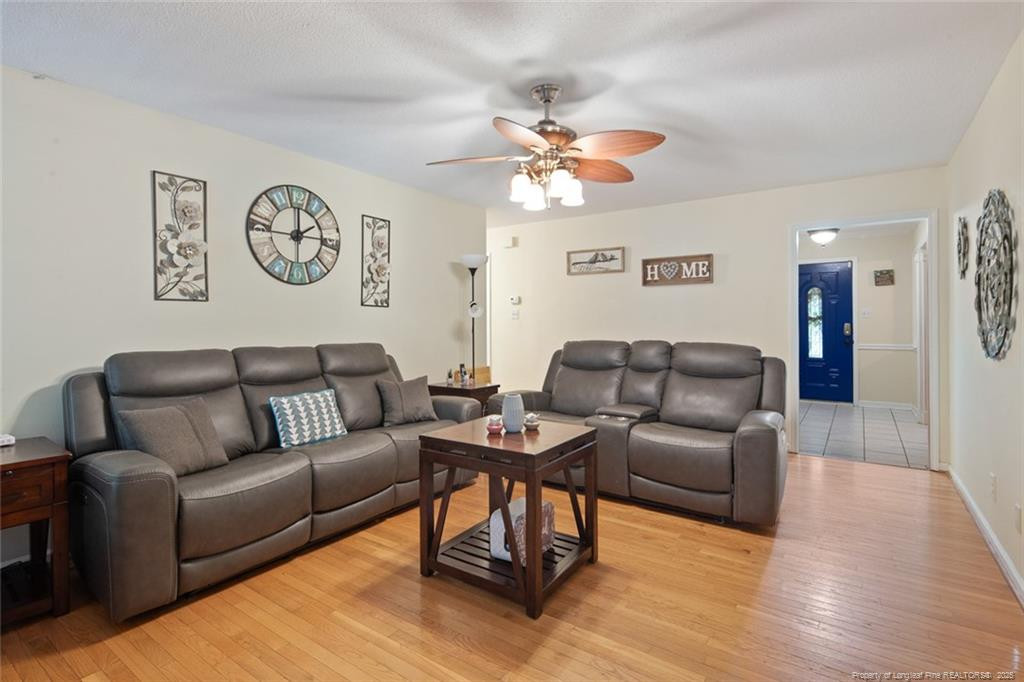 6192 Lakeway Drive Property Photo 11