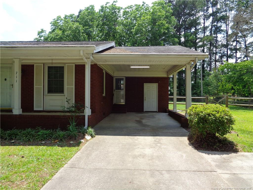 711 Fairview Street Property Photo 3