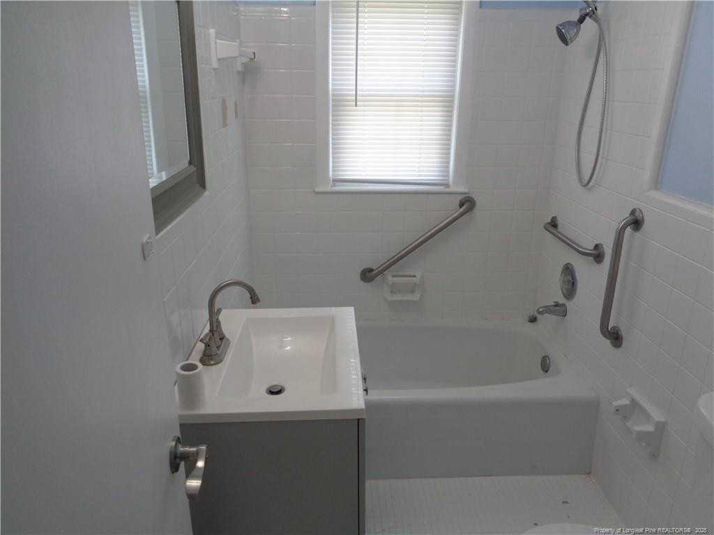 711 Fairview Street Property Photo 31